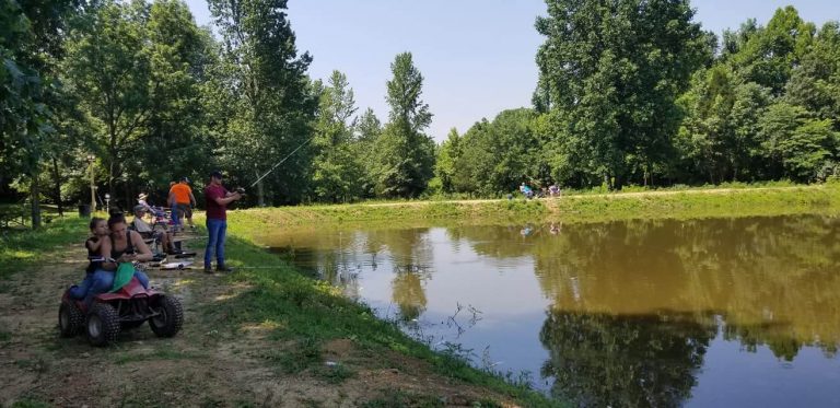 Just Fishin Pay Lake